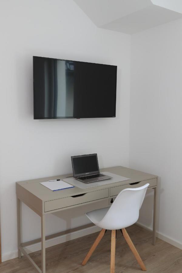 Modern Home Check-In & Chill Down Auf 65 Qm² ボーフム エクステリア 写真