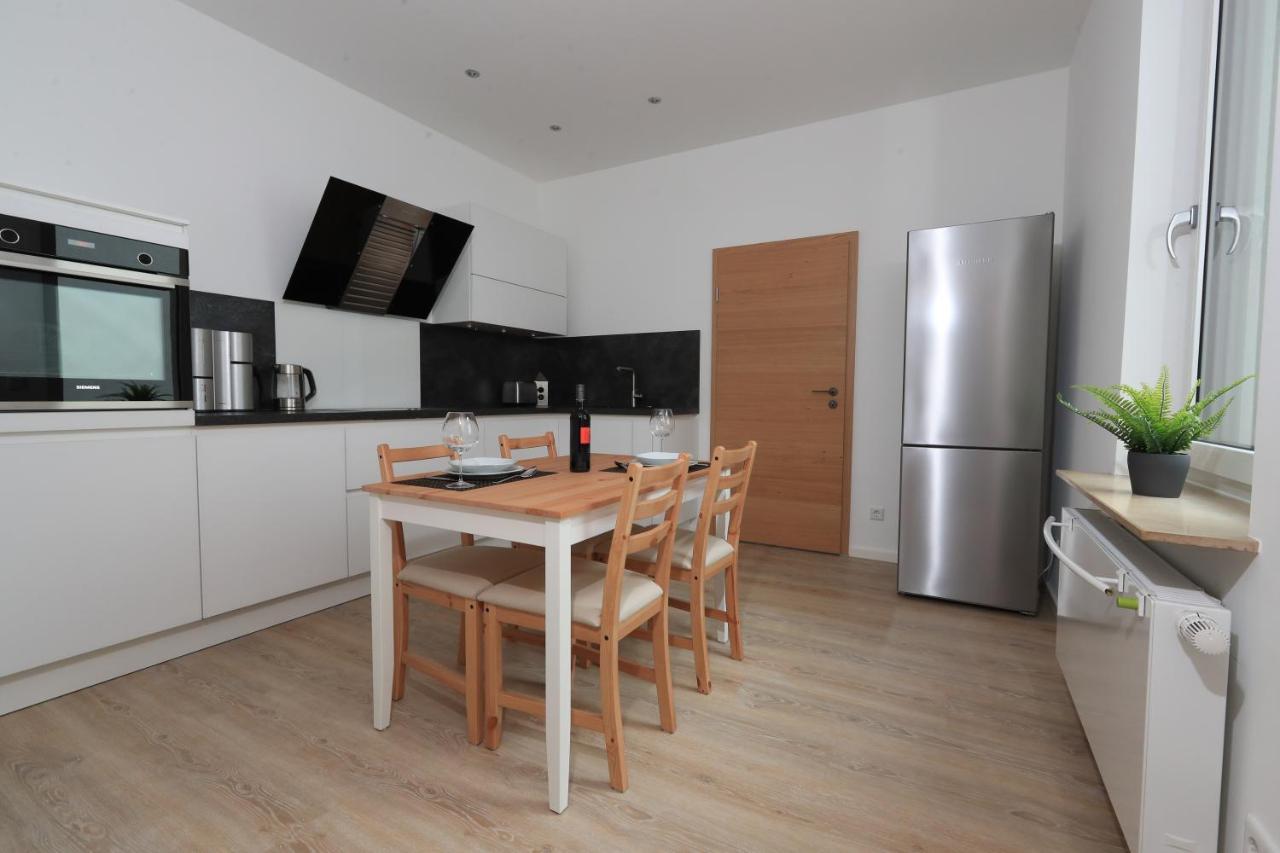 Modern Home Check-In & Chill Down Auf 65 Qm² ボーフム エクステリア 写真